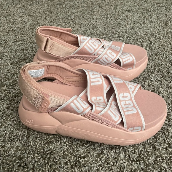 Women’s UGG LA Cloud Strapped Slides- Blush Pink - Picture 4 of 6